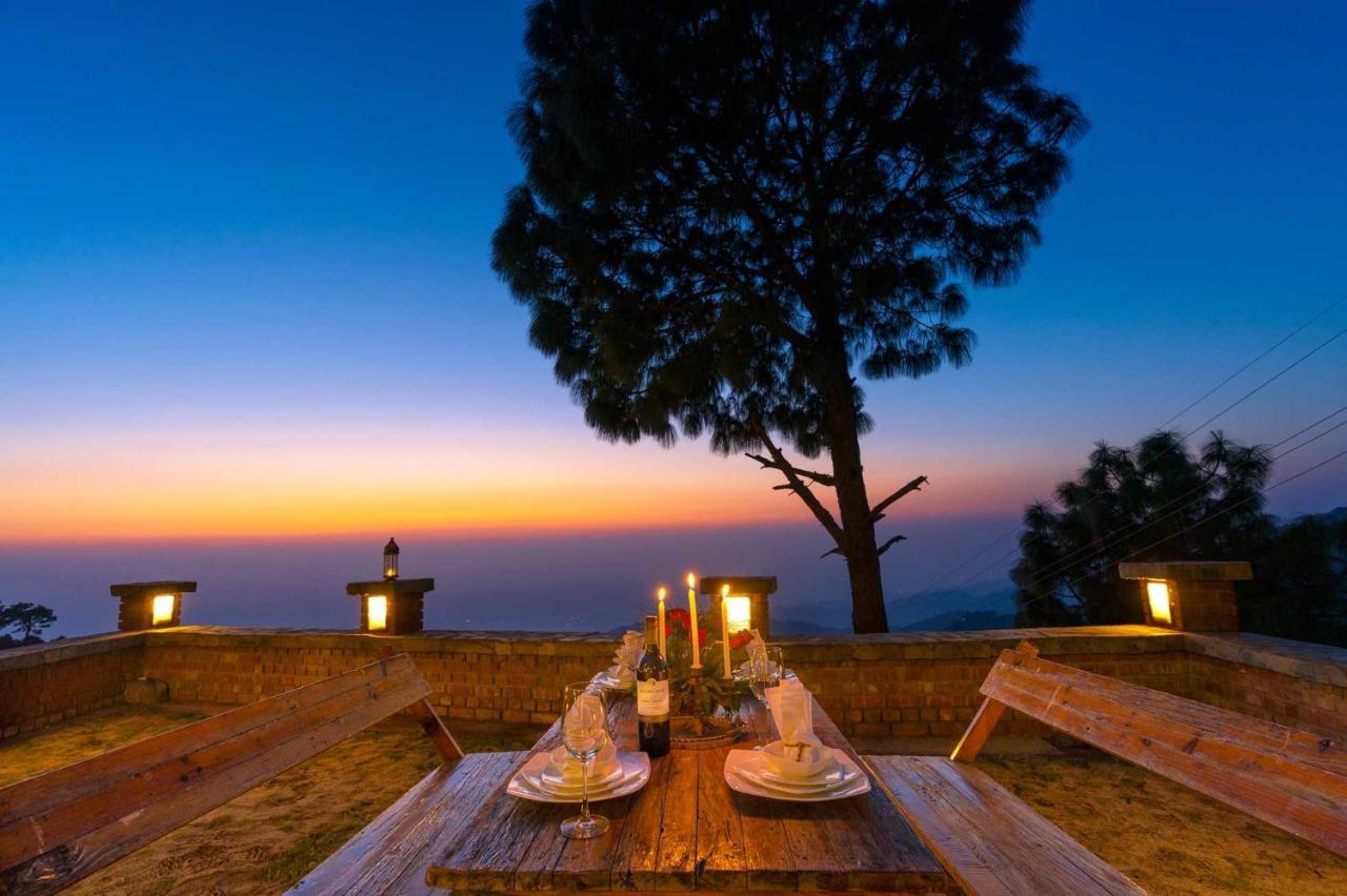 Stayvista At The Winter Line With Complimentary Breakfast Kasauli Exterior foto